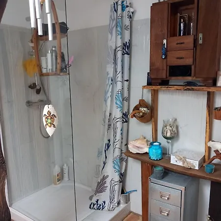 House With Authentic Charm Casa vacanze Montbron