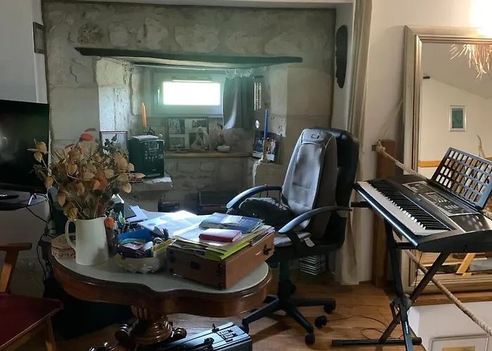 House With Authentic Charm 度假居 *